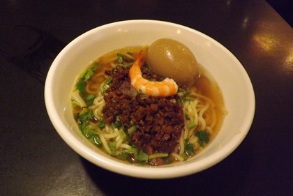 担仔麵（擔仔麵）